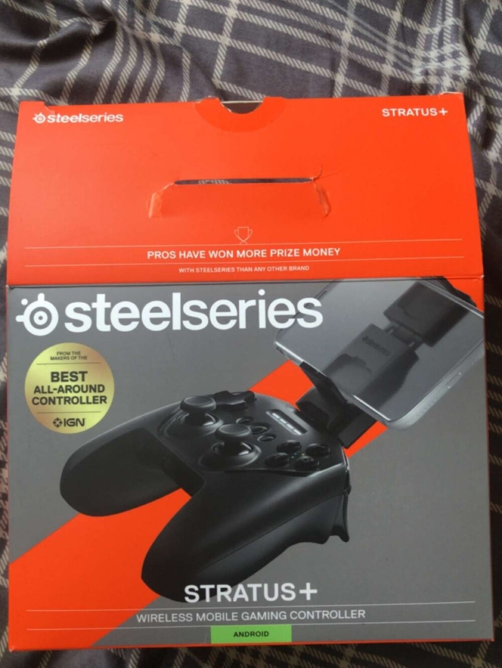 SteelSeries Stratus Bluetooth Mobile Gaming Controller New In Box!